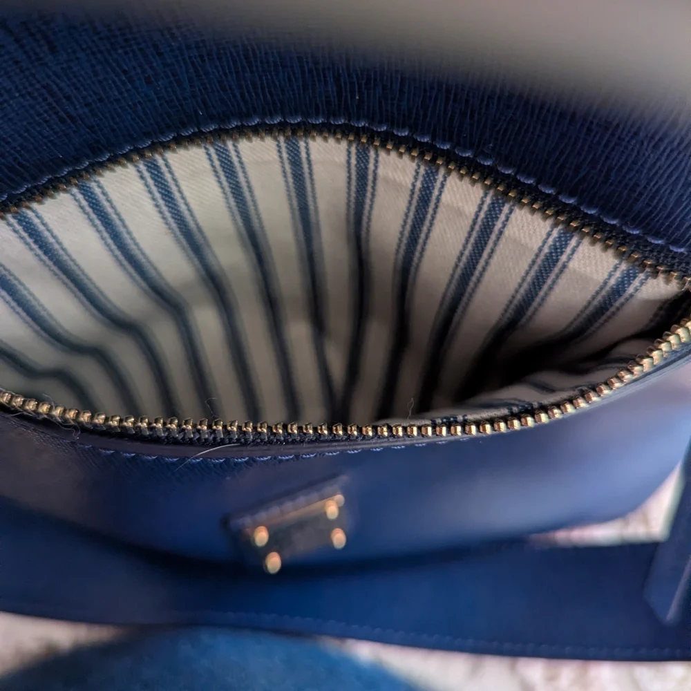 Dooney & Bourke Navy Blue Bucket Bag - Picture 14 of 14
